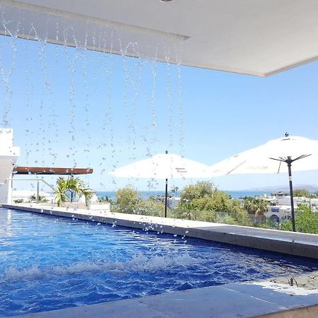 Hotel Catedral La Paz Εξωτερικό φωτογραφία Rooftop pool at the Hotel