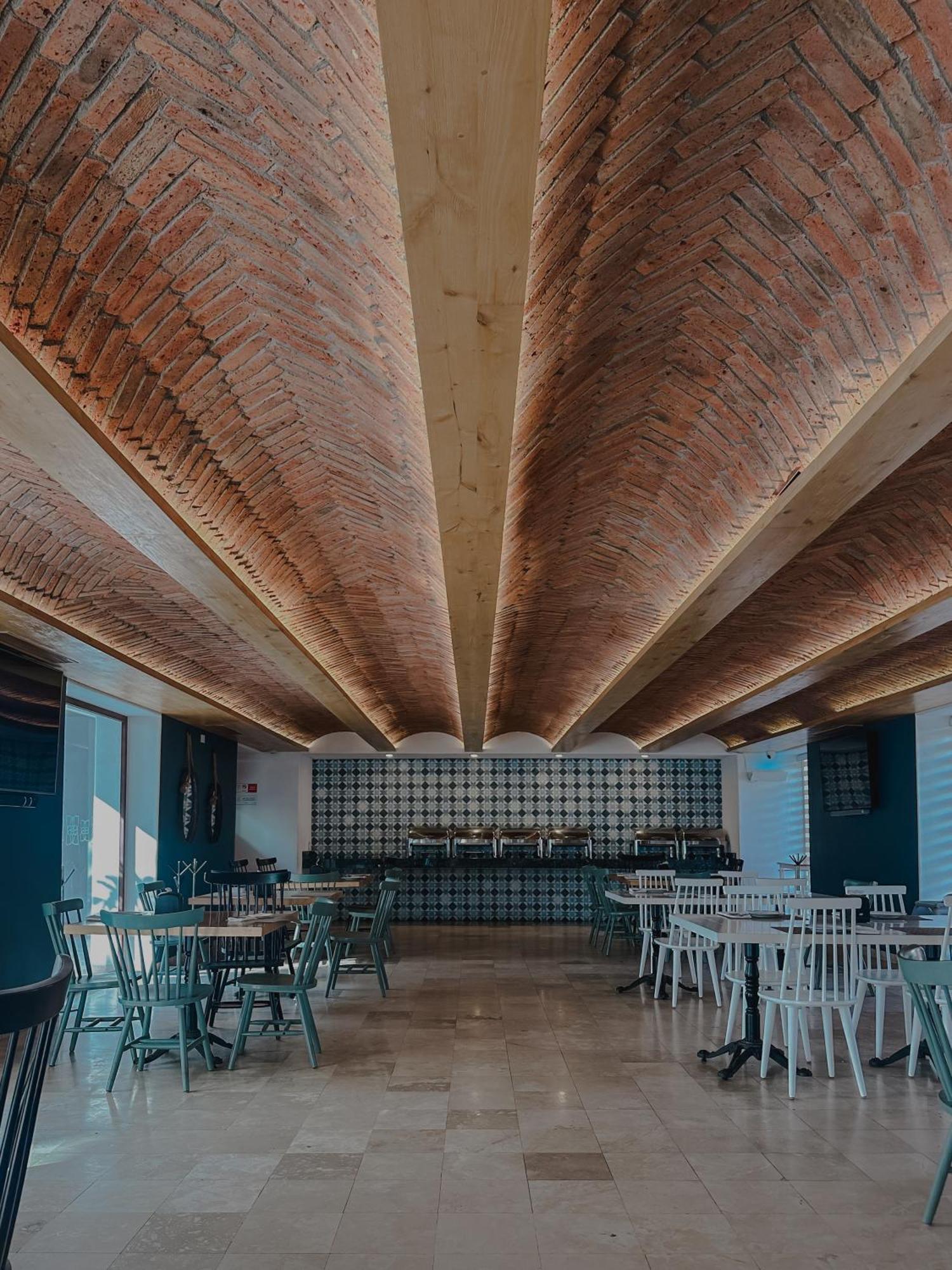 Hotel Catedral La Paz Εξωτερικό φωτογραφία The interior of the restaurant