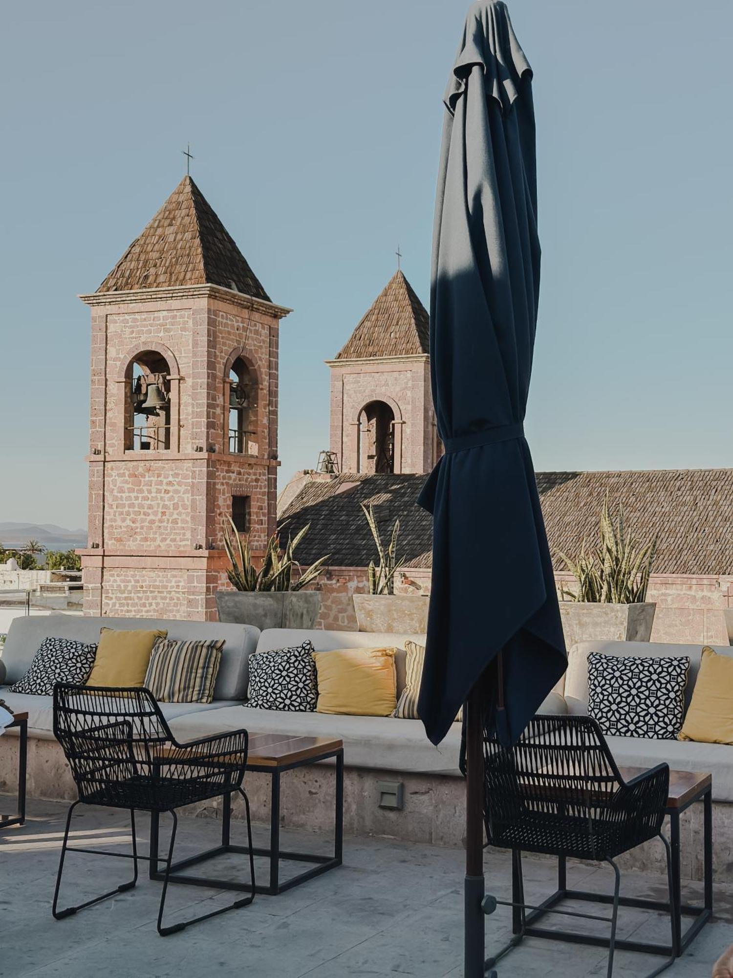 Hotel Catedral La Paz Εξωτερικό φωτογραφία The hotel's rooftop
