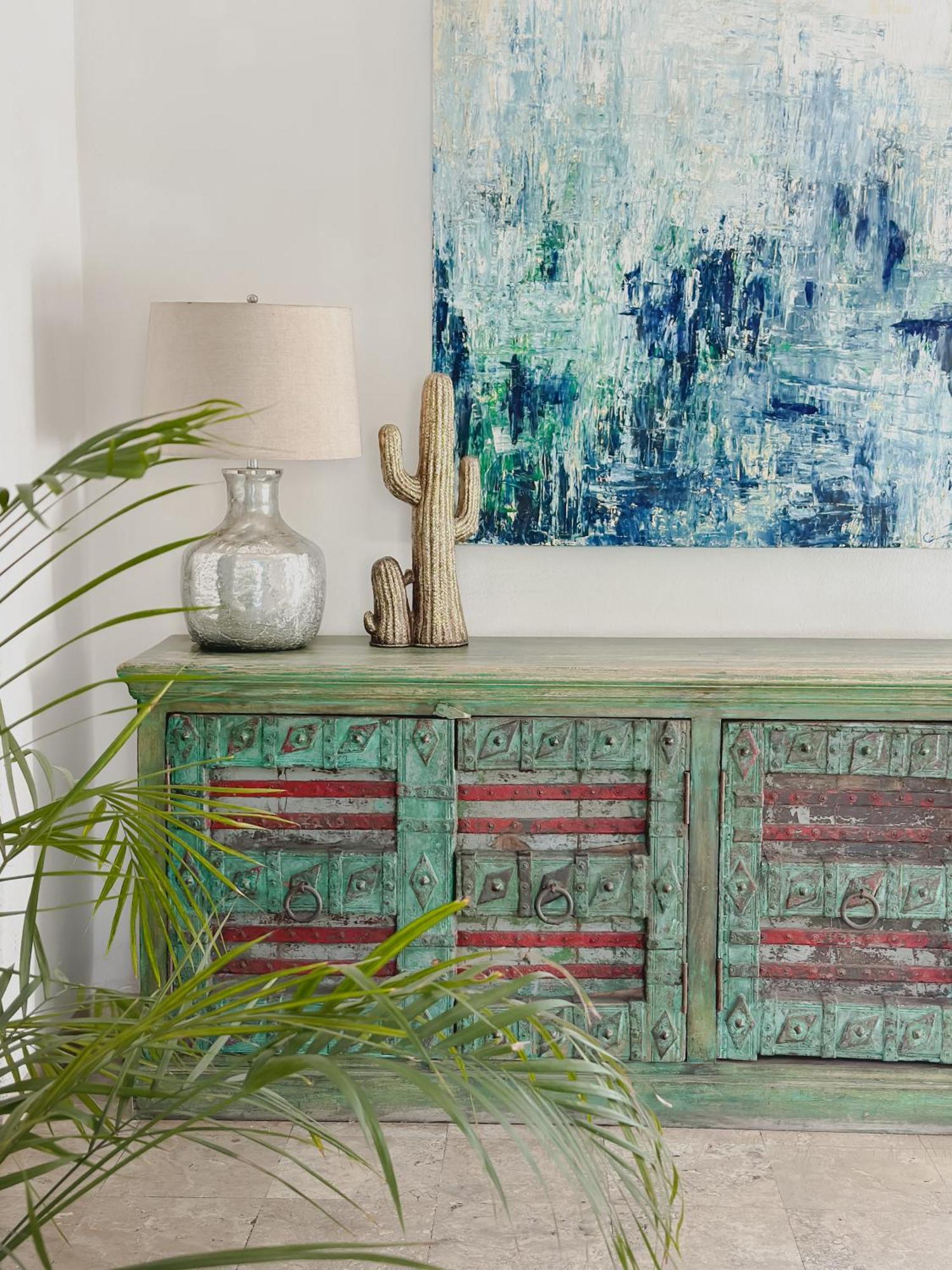 Hotel Catedral La Paz Εξωτερικό φωτογραφία A sideboard